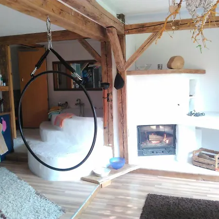 Kunstler-sommerhaus Feuer, Wasser, Luft, Erde Dobbrikow